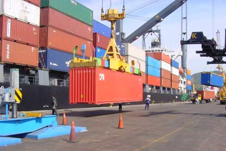 Nacionalismo cooperativo frente a capitales multinacionales
