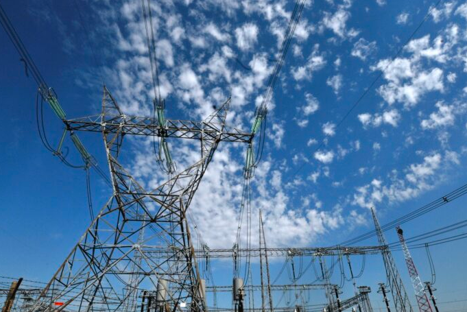 Distribuidoras eléctricas bonaerenses reclaman actualización tarifaria para afrontar deudas con Cammesa