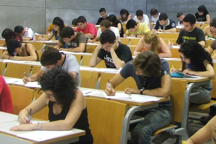 Abrir las puertas de la universidad al cooperativismo