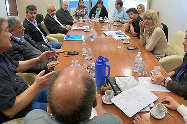 Continúa el conflicto entre Cammesa y cooperativas eléctricas