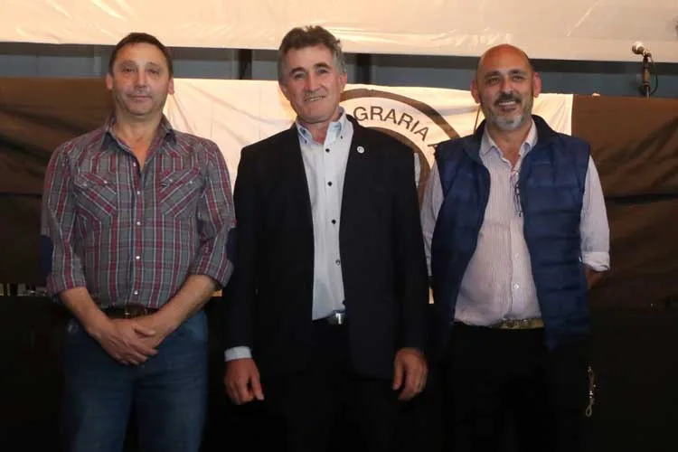 Achetoni fue reelecto al frente de la FAA en un marco al “rojo vivo”