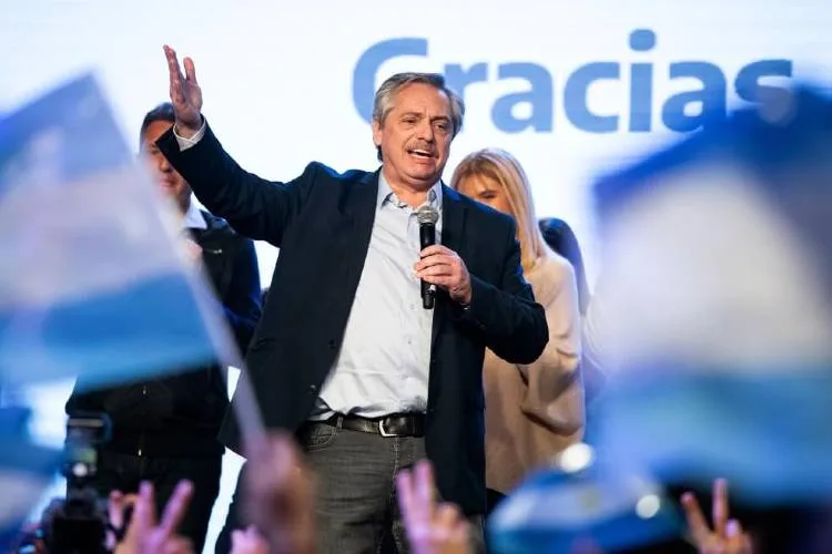 El saludo de Cooperar