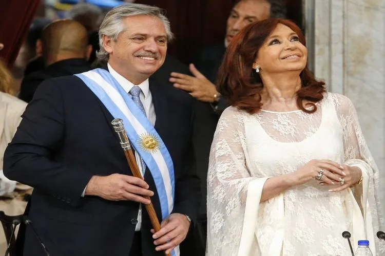 “Vamos a crear miles de puestos de trabajo a través de cooperativas”