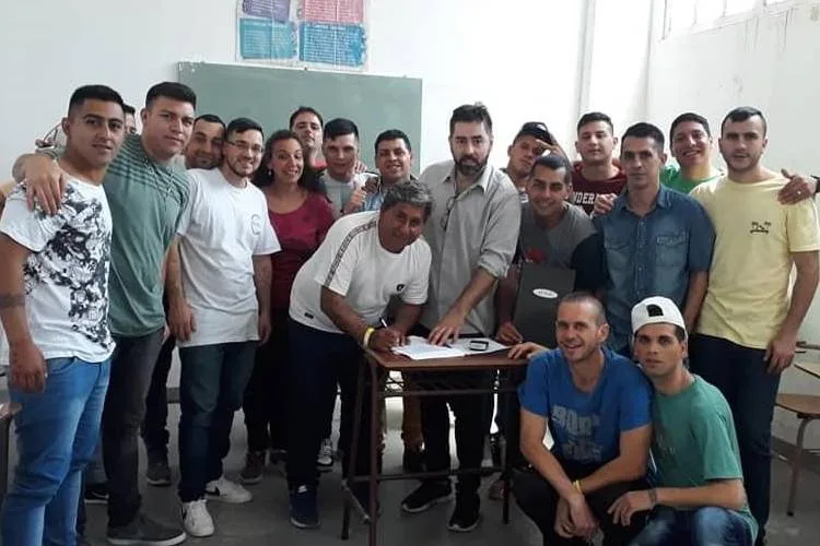 Internos de unidad penitenciaria crearon una cooperativa