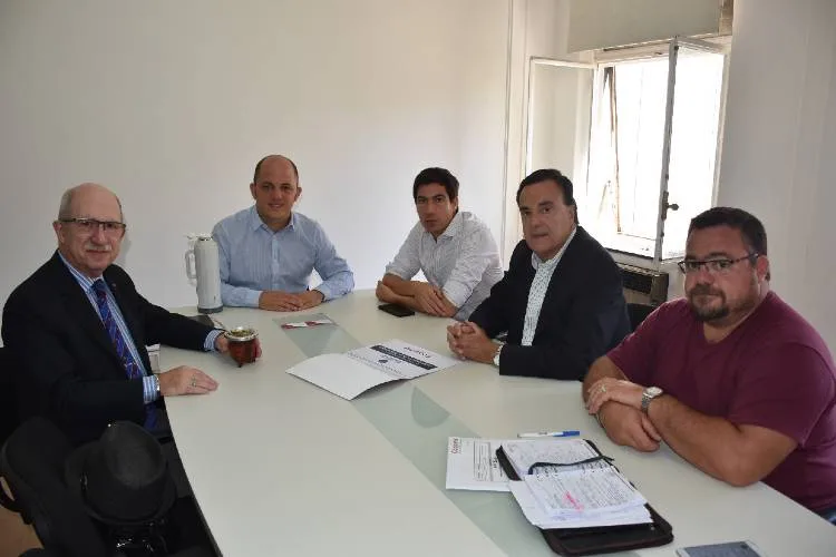 Reunión de Cooperar y Nación