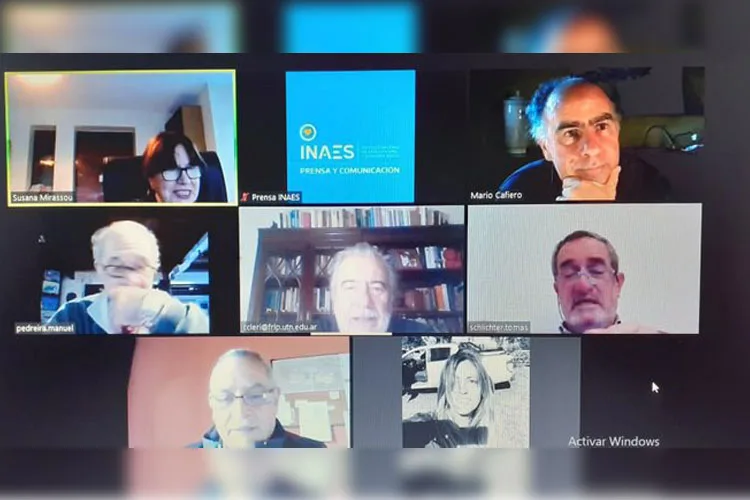Reunión del INAES con el INTA