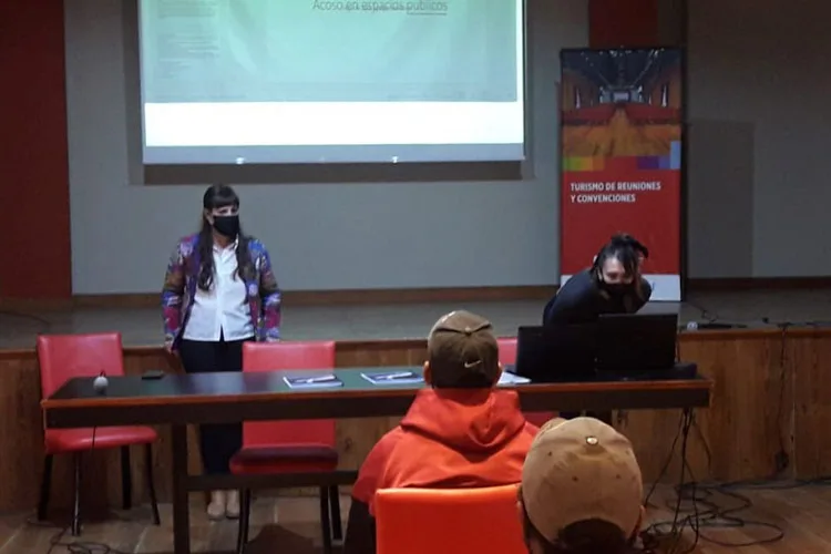 Entre Ríos: Cooperativas se capacitaron sobre acoso callejero
