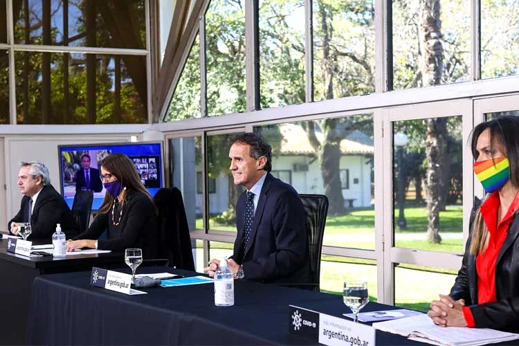 Las cooperativas que intervengan en obras de AySA deberán tener perspectivas de género