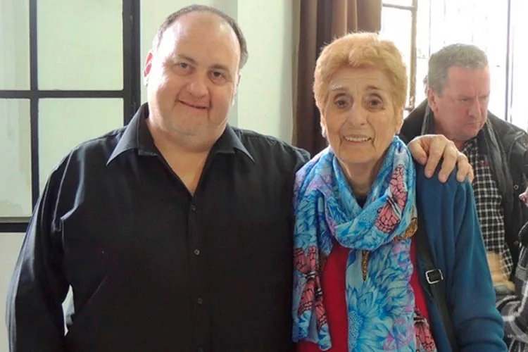 Reconocimiento para Nélida López
