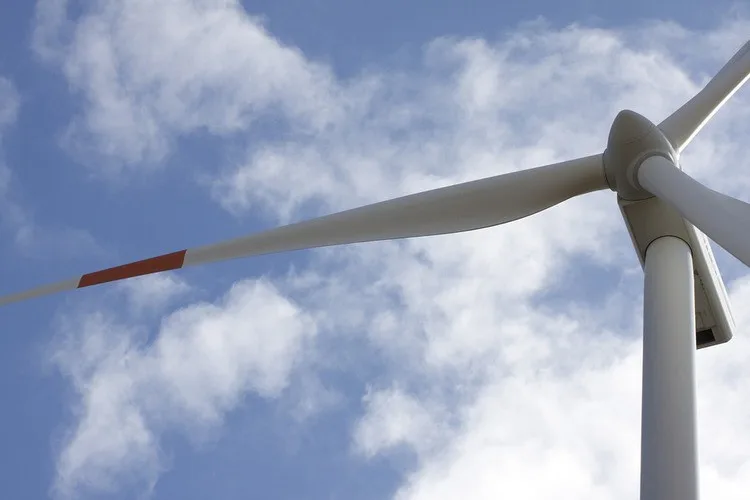Cooperar y Fedecoba trabajan en un proyecto de energía eólica
