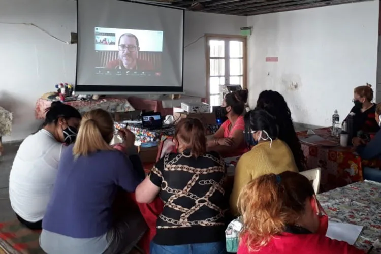 Taller de cooperativismo en una Unidad Penitenciaria
