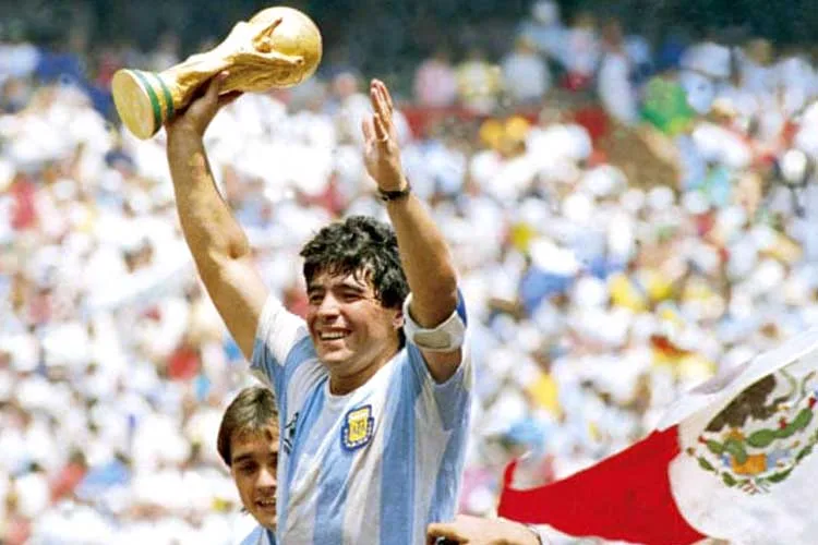 Dirigentes de la economía social y solidaria despidieron a Maradona