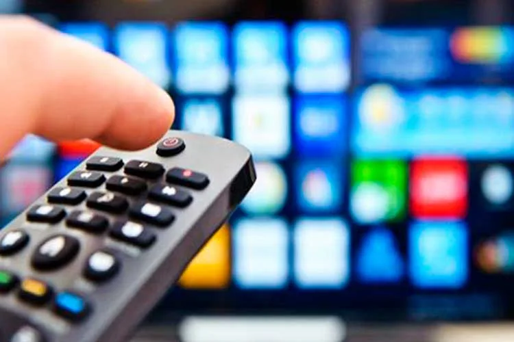 El Enacom informó que el DNU que declaró servicio esencial a las telecomunicaciones sigue vigente