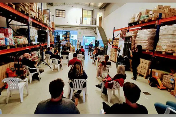 ¿Cómo se hacen los alimentos cooperativos?