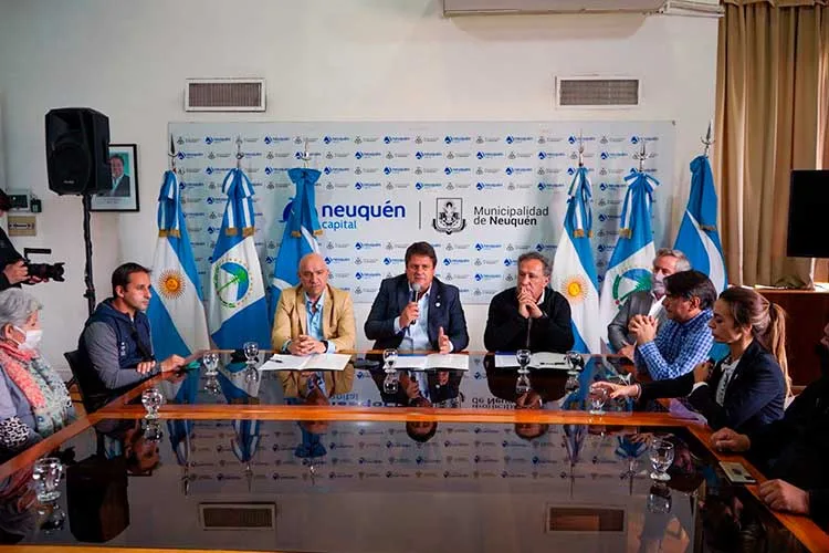 La Calf asistirá con electricidad a Comisiones Vecinales