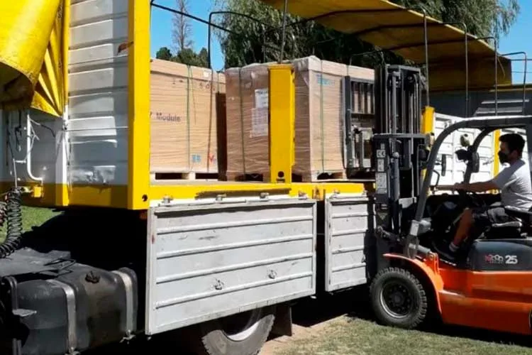 Córdoba: La Cooperativa de Alicia recibió el equipamiento para generar energía solar