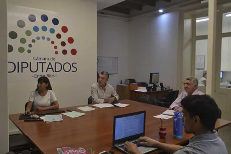Entre Ríos: Reunión de la Comisión de Asuntos Cooperativos