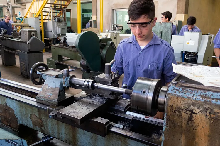 Capacitación en cooperativismos en las escuelas técnicas del país