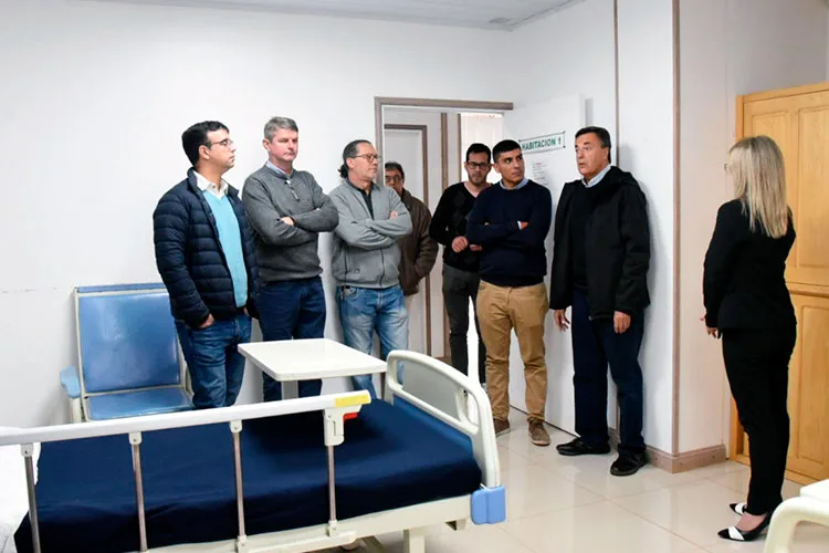 Misiones: Roig visitó cooperativas de salud