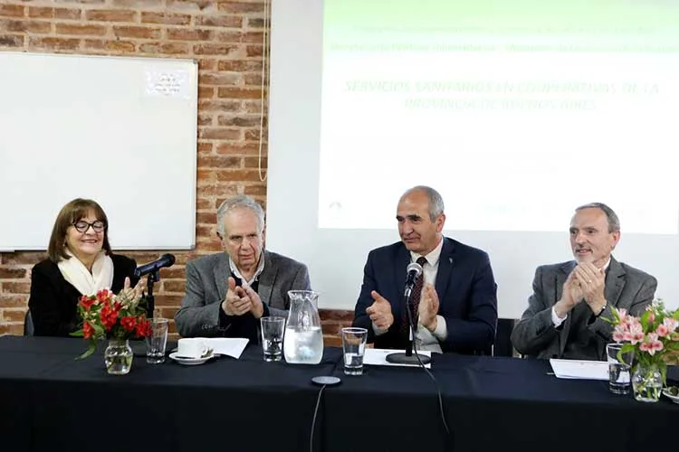 Convenio de cooperación entre Cooperativas y la UNLP