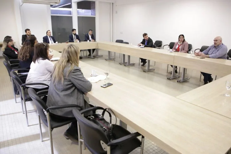Tucumán: Cooperativas se reunieron junto al gabinete del Ministerio de Educación