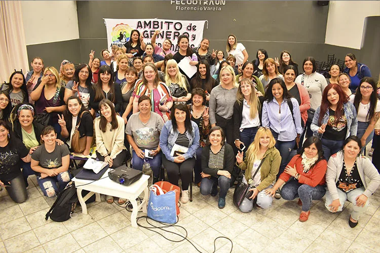 Organizaciones cooperativa y gestión de políticas de género