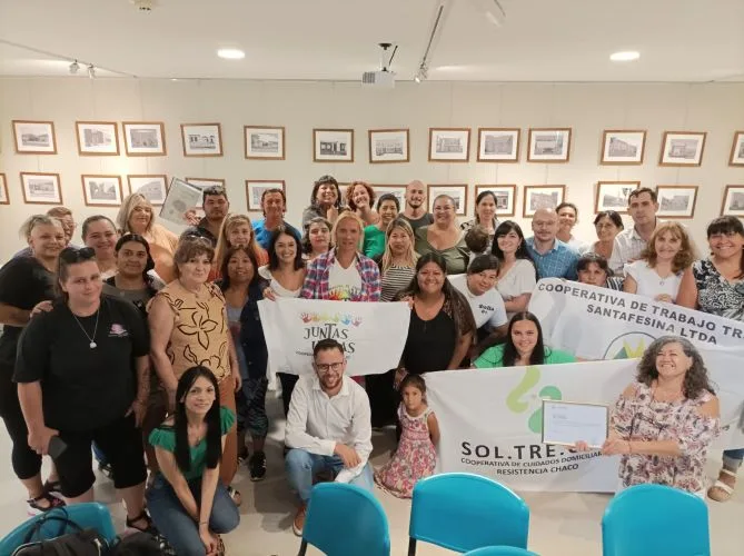 El INAES entregó las primeras matrículas para federaciones de cooperativas dedicadas a cuidados domiciliarios
