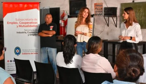 Salta Impulsa la Creación de Cooperativas de Mujeres en la Construcción