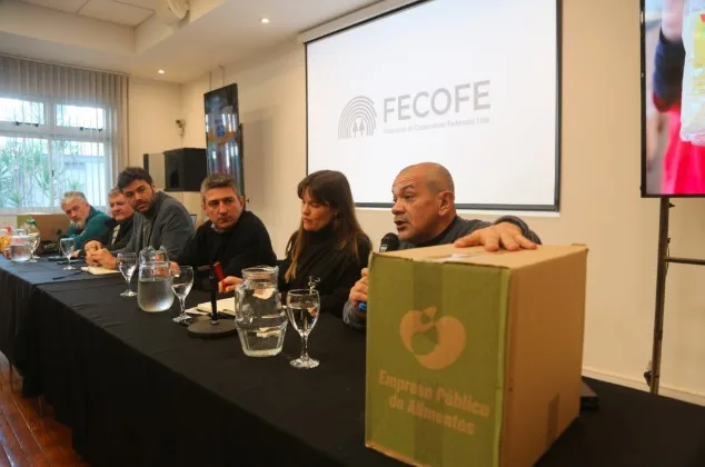 Se lanzó la caja de alimentos EPA-FECOFE: "Contiene trabajo, pueblo, cooperativismo y corazón"