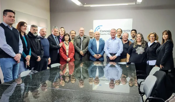 La Red de Municipios Cooperativos sigue creciendo y cruza las fronteras