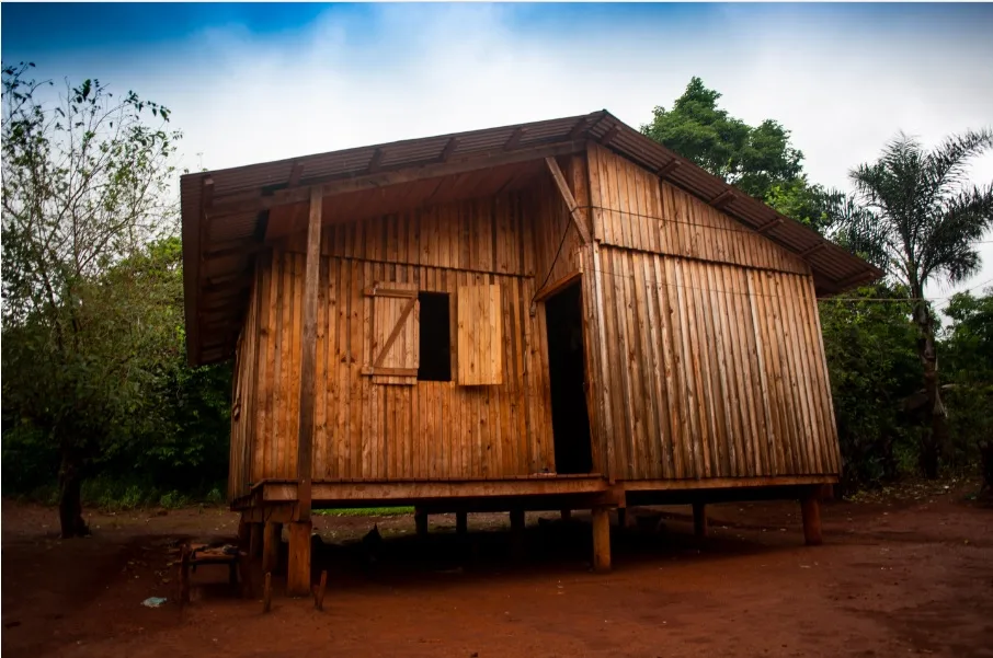Crean el Proyecto Oga, para la construcción de casas y capacitación de la comunidad Tekoa Alecrín en la selva misionera