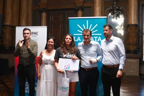 El IPAC entregó 180 millones de pesos de Impulso Cooperativo, distinciones de Sello de Producto Cooperativo y libros obligatorios a cooperativas de La Plata