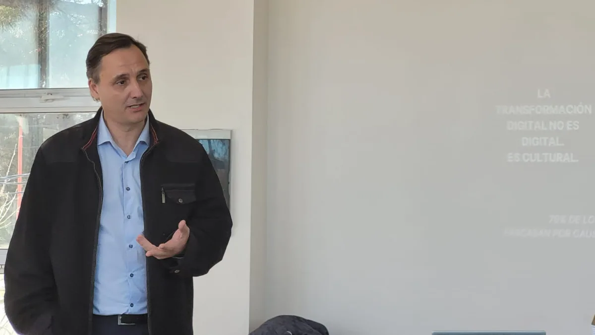 CATEL profundiza el debate sobre transformación digital con una jornada de estrategia TIC y la evolución de imowi