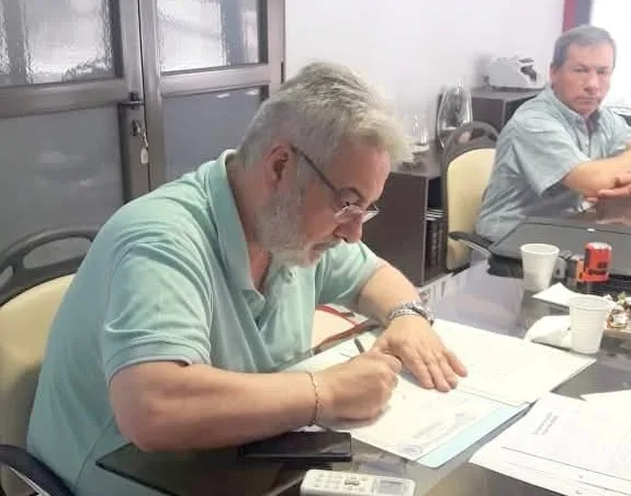 Tío Pujio consolida un proyecto histórico: la cooperativa firmó la escritura del terreno para su residencia de adultos mayores