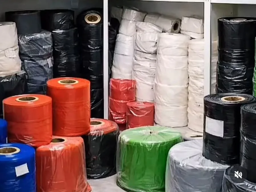 Creando Conciencia lanza una línea de bolsas de residuos hechas con plástico reciclado