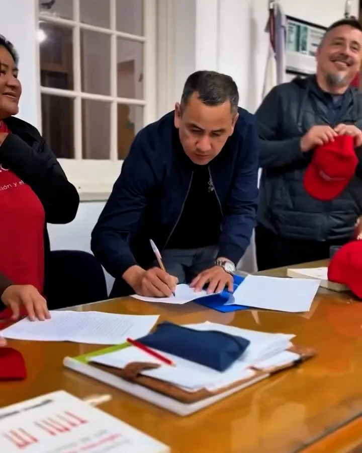 La confederación CONARCOOP y la Federación Rural sellaron un acuerdo para fortalecer un bloque cooperativo urbano y agrario