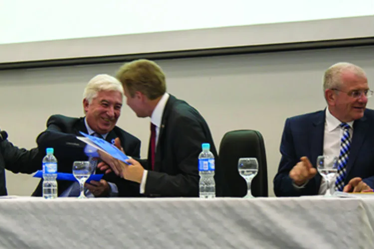 El INAES firmó un acuerdo bilateral cooperativo