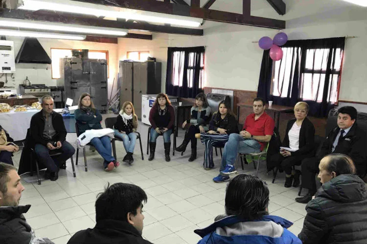 Mesa cooperativa en Ushuaia