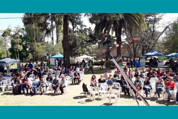 Mendoza: Se celebró la Primera Expo de Cooperativas Productivas de Maipú