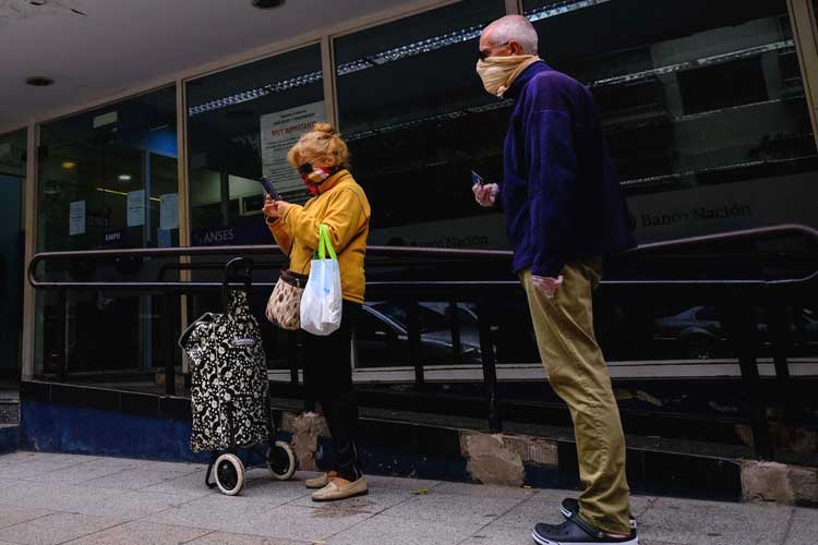 Buenos Aires: Será obligatorio el uso de “tapaboca” en ámbitos cerrados