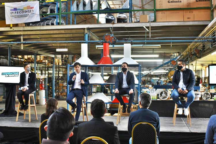 Kicillof presentó el programa “Cooperativas en Marcha” 