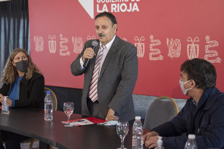 La Rioja: Cooperativas participarán en un proyecto de realización de viviendas