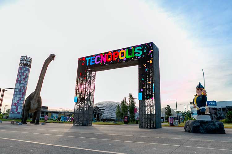 El INAES seguirá en Tecnópolis